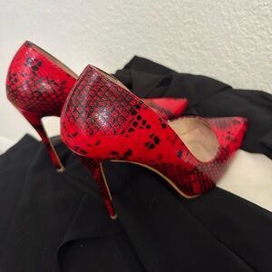 Pretty little thing heels